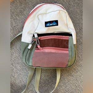 Kavu backpack purse in GUC